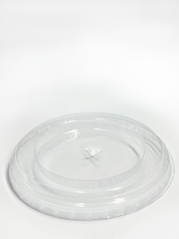 Coperchio in R-PET piatto con foro a croce per Art. 062300,062002,062102 e 062202 Conf. 1000 pezzi